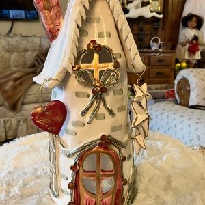 BUY NOW 🎄💕Beautiful Christmas house ceramic candle holder 12” tall x 5 wide,.